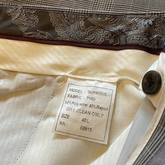 STEVE Harvey collection Mens  3 peice suit - Picture 8 of 12